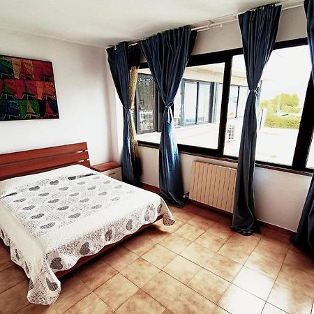 Monolocale Andrea Apartment Navacchio Bagian luar foto