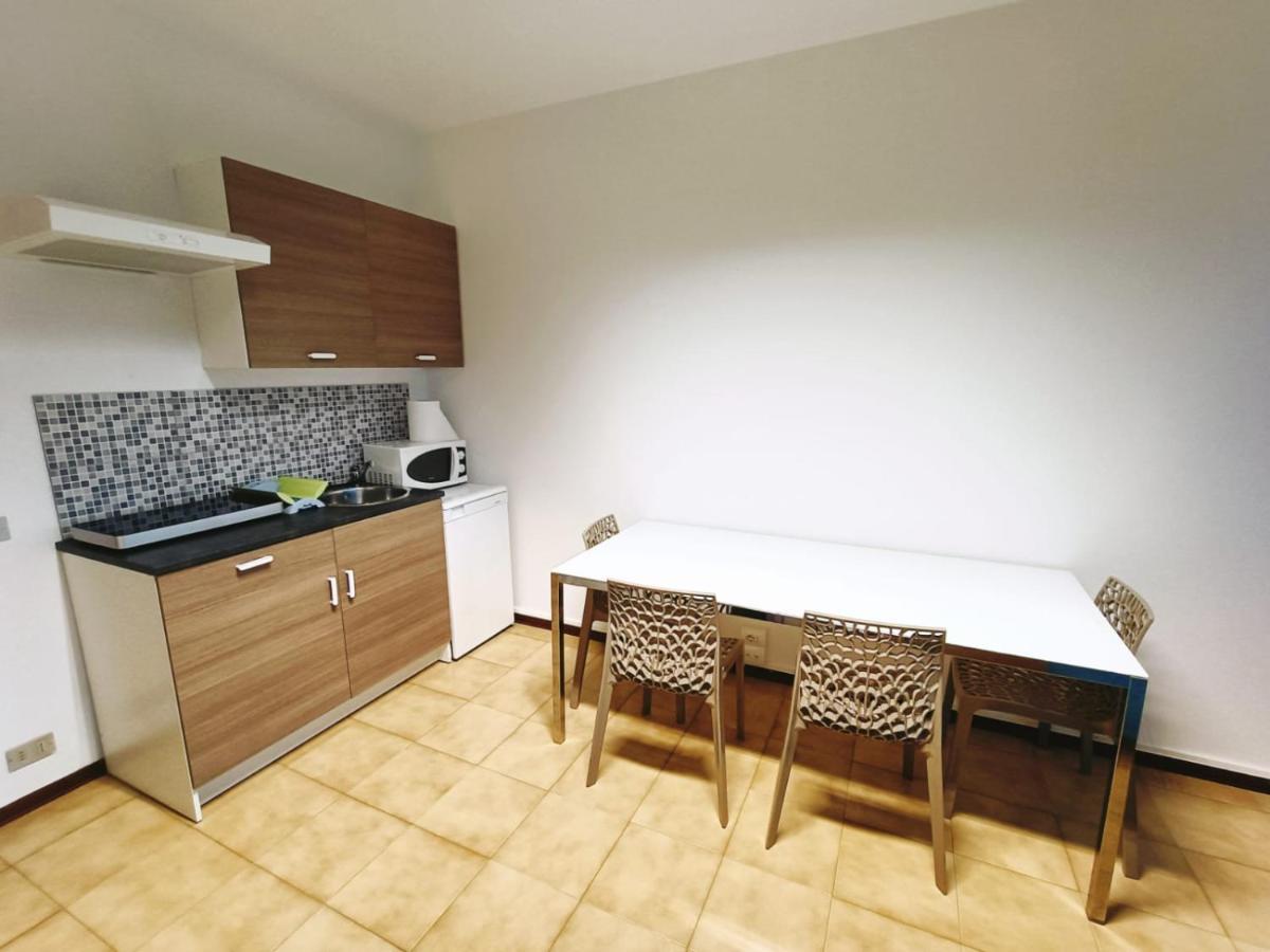 Monolocale Andrea Apartment Navacchio Bagian luar foto