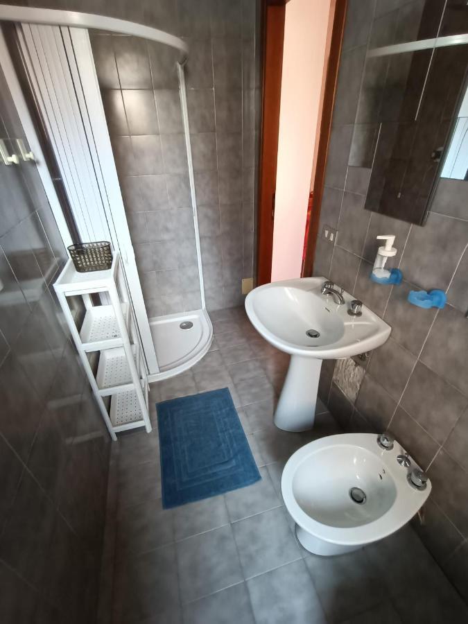 Monolocale Andrea Apartment Navacchio Bagian luar foto