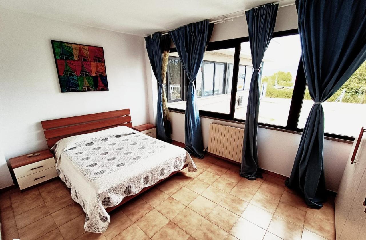 Monolocale Andrea Apartment Navacchio Bagian luar foto