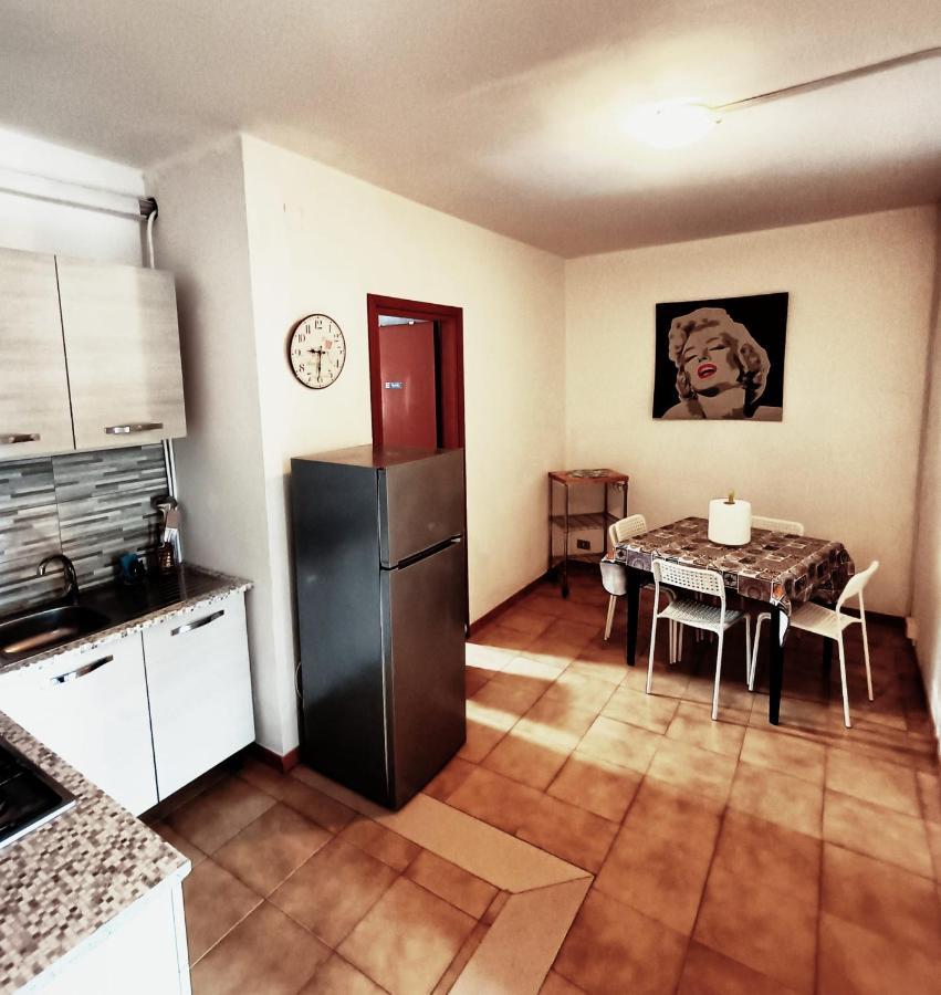 Monolocale Andrea Apartment Navacchio Bagian luar foto